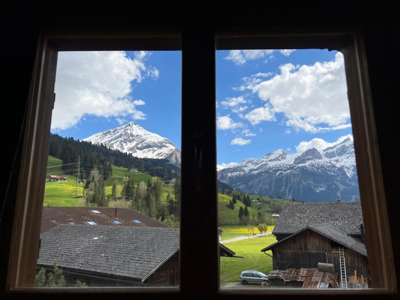 Beautiful Apartment With Stunning View Gsteig Exterior foto